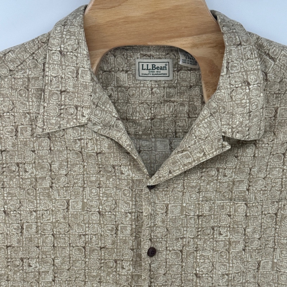 L.L. Bean Men XXL Tan Geometric Tribal Print Cotton Short Sleeve Shirt 0PN42
